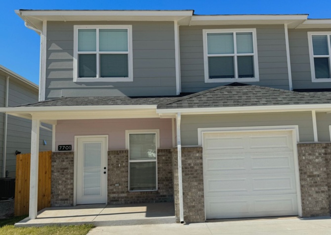 Houses Near New Townhome Available for Rent! 