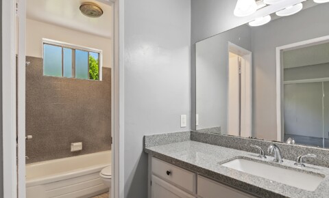 Apartments Near Make-up Designory One-bedroom/one-bath apartment in a 21-unit gated building, surrounded by coffee shops and restaurants in the heart of Hollywood near Santa Monica Blvd & Highland Avenue.   for Make-up Designory Students in Burbank, CA