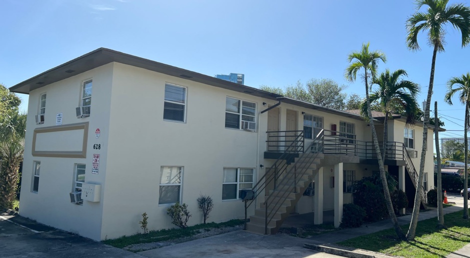 2 Bedroom Apartment in the Heart of Downtown in West Palm Beach 