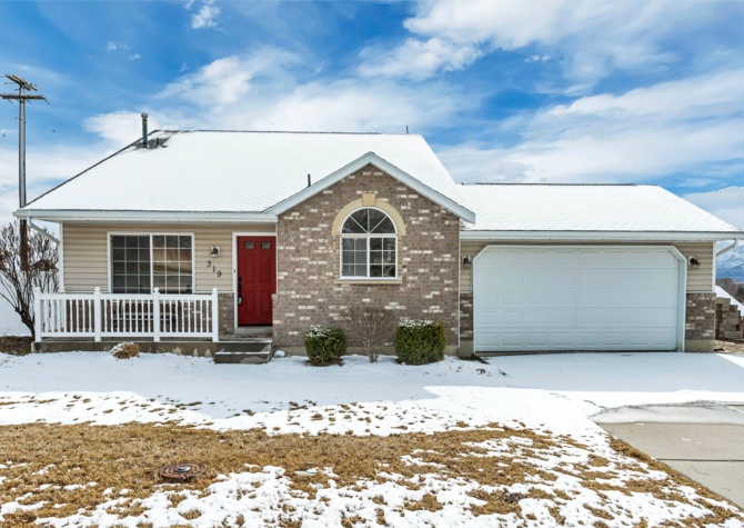 Houses Near UPDATED HOME IN NORTH-EAST LEHI