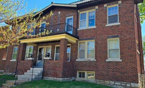 Apartments Near UMSL 6910-6912 Salzburger Ave. for University of Missouri-St Louis Students in Saint Louis, MO