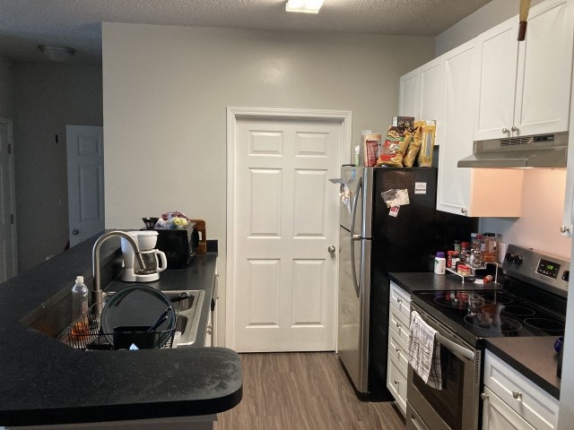  2BR/2BA Sublet from Late June to Late October