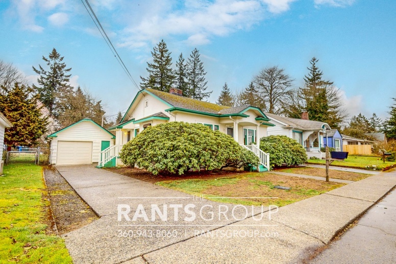 Picture Perfect Bungalow in Tumwater!