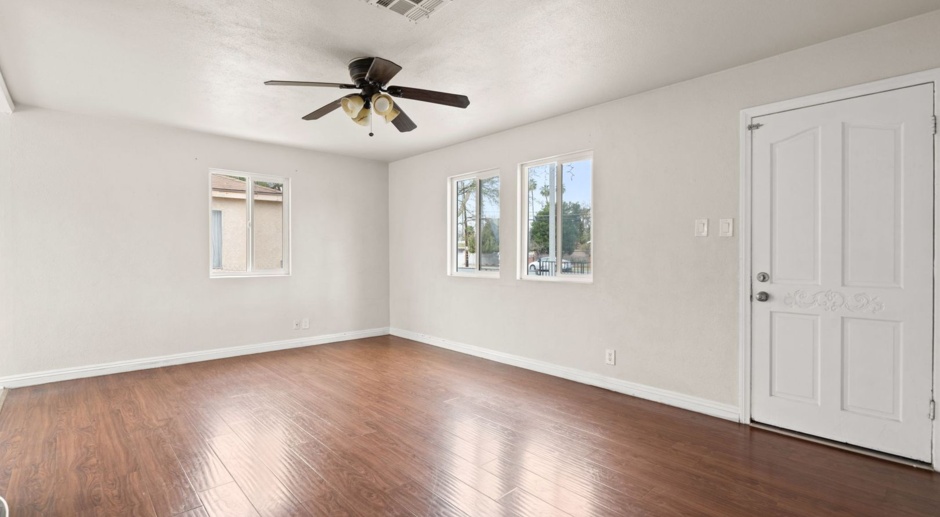 Discover Comfort and Convenience: Spacious 2 Bed, 1 Bath House at 190 E Grand Ave in Pomona!