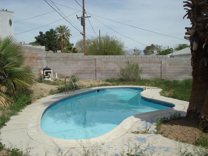 INVITING POOL FOR YOUR ENJOYMENT!