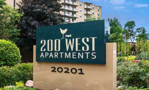 Apartments Near Ohio Technical College 200 West Apartments  for Ohio Technical College Students in Cleveland, OH