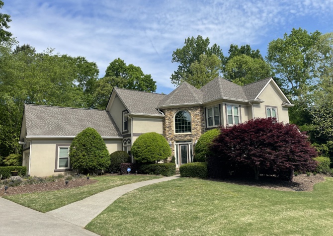 Houses Near Stunning 5BR Home in Roswell