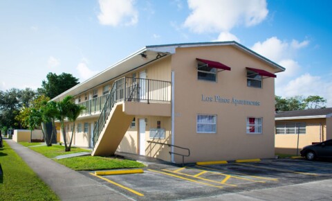Apartments Near Total International Career Institute Airport Square for Total International Career Institute Students in Hialeah, FL