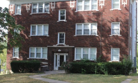 Apartments Near WellSpring School of Allied Health-Kansas City 2800-2802 Independence Ave for WellSpring School of Allied Health-Kansas City Students in Kansas City, MO