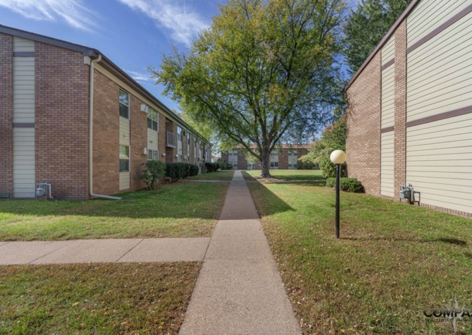 Apartments Near The Maples