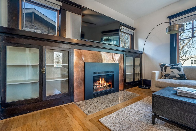 Stunningly updated Westmoreland home by Reed College