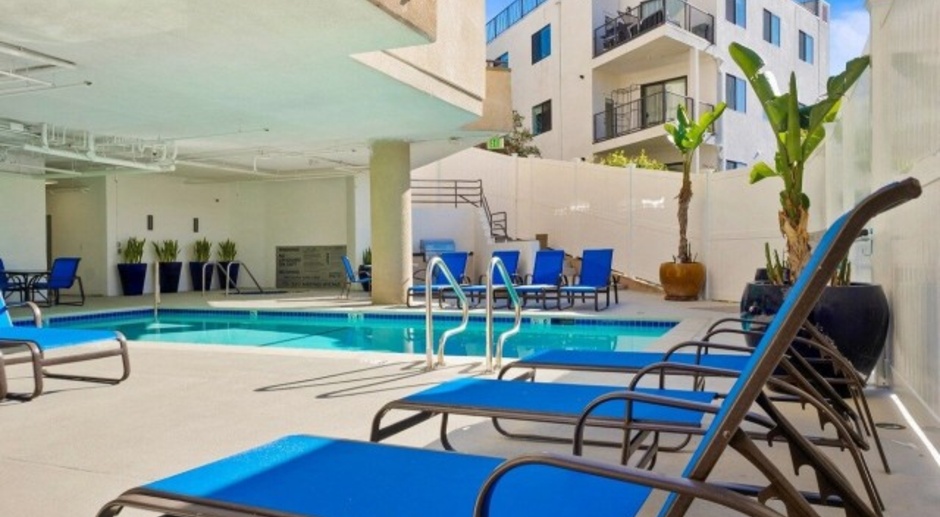 Looking for Fall subletters: Luxury/Furnished Appt in Westwood (4-5 people)