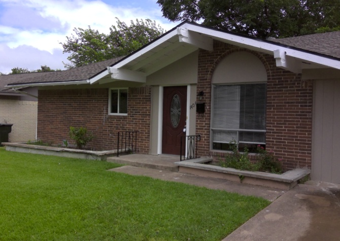 Houses Near Awesome 3BR 2BA Brick Home in Plano