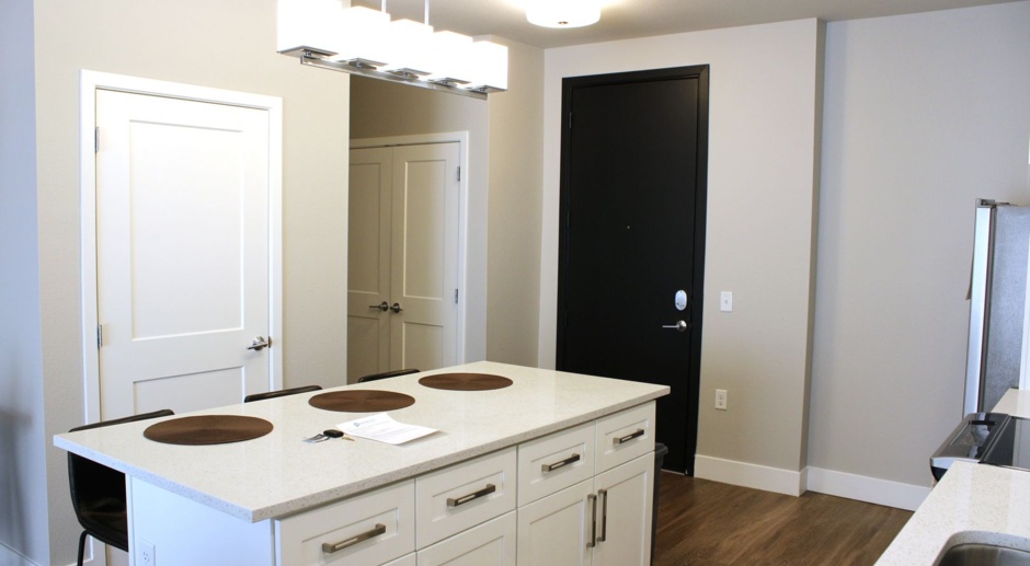 Beautiful Finished Corporate,  Two bedroom apartment home in Aurora CO.