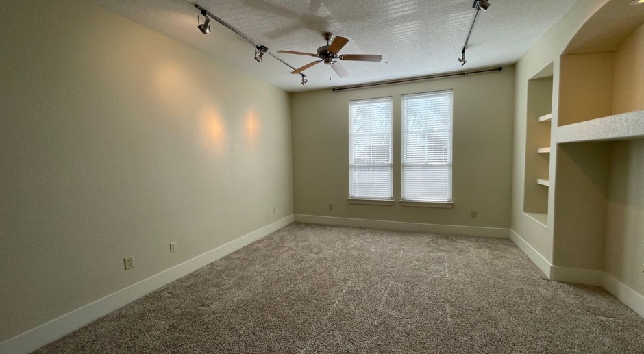 AVAILABLE NOW! 2-Bed/2-Bath with Garage near Vanderbilt and Belmont