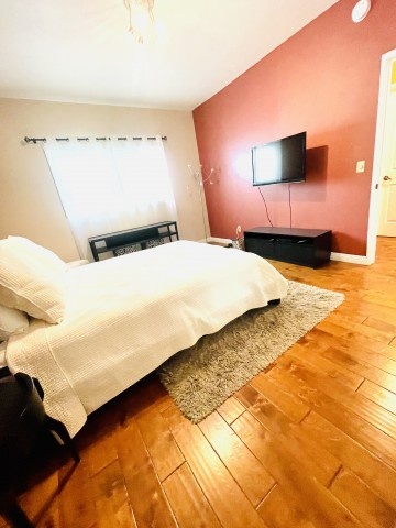 Private bedroom /bathroom for rent 