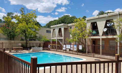 Apartments Near Kaplan College-Arlington Cherry Circle Apartments for Kaplan College-Arlington Students in Arlington, TX
