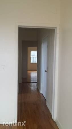 Sunny 2 Bedroom Apartment on 3rd Floor of Private Home - H/HW - Yonkers