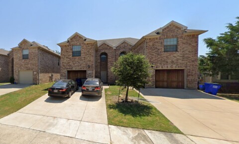 Apartments Near UT Dallas 370 Woodgrove Drive for University of Texas at Dallas Students in Richardson, TX