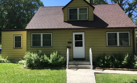 Houses Near Alexandria Technical & Communityl College 1 bed, 1 bath apartment -Available Now for Alexandria Technical & Communityl College Students in Alexandria, MN