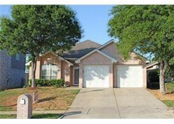 Houses Near Awesome 3 bedroom home in Fox Creek Subdivision.