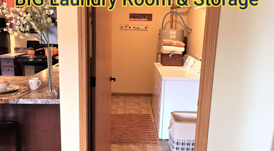 Beautiful 2 Bedroom, 2 Bathroom at Country View Apartments