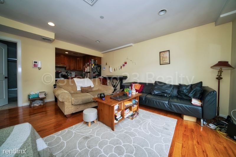 27-05 23rd Ave 4A