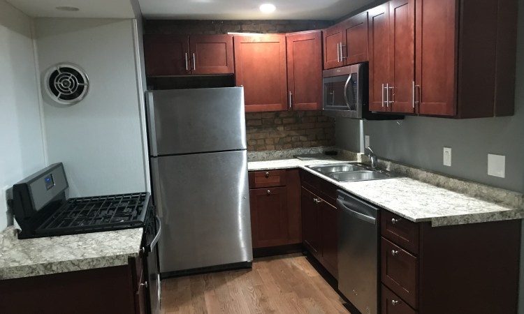 261 Western Ave Off Campus Student Rental