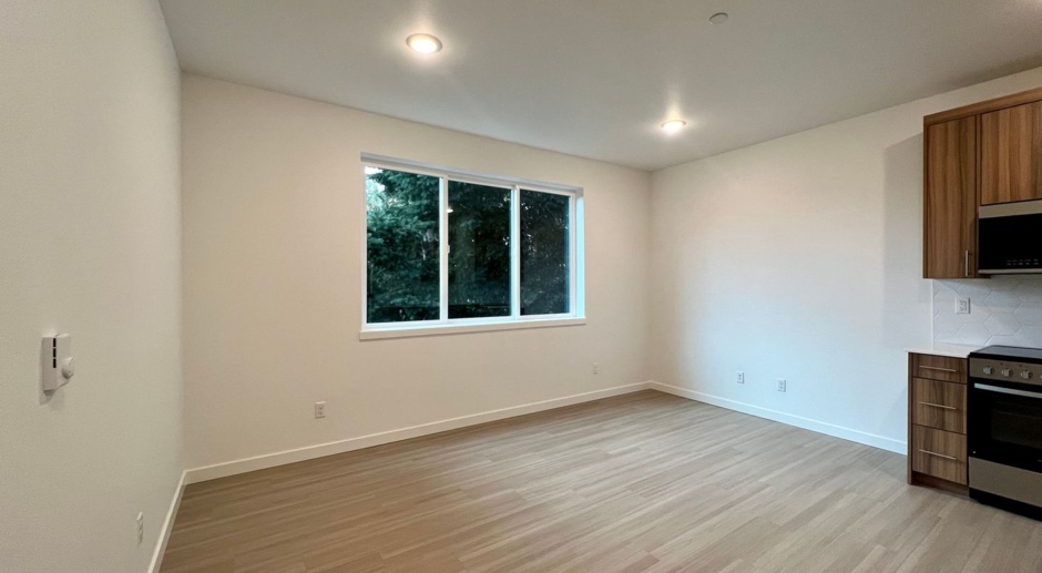 6 WEEKS FREE RENT! Move-In Special! Brand new studios & 1bdrms in Heart of NE PDX!