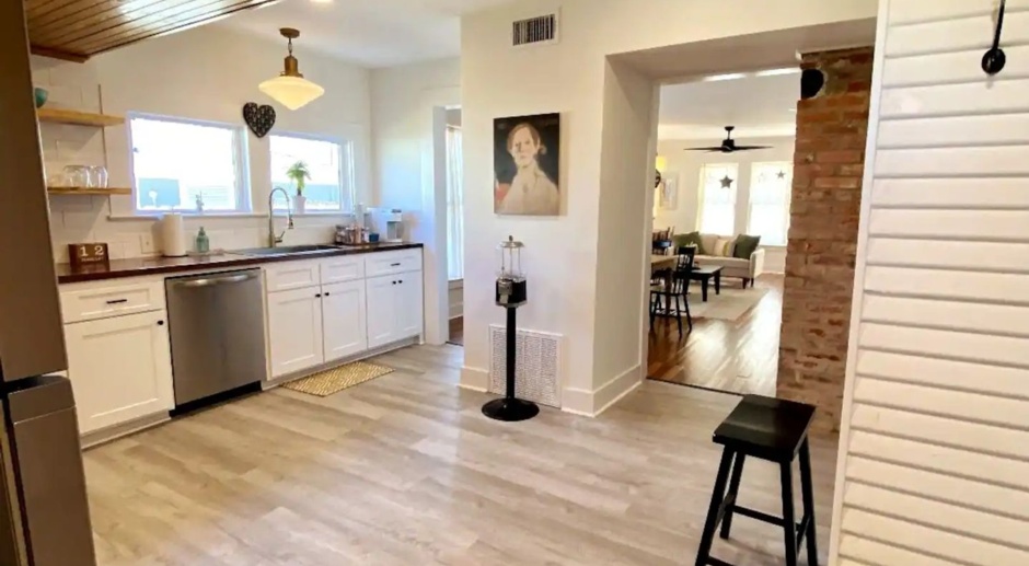 Scandinavian Inspired Retreat: Newly Renovated 3BR/2BA Fully Furnished Home in Downtown Oasis