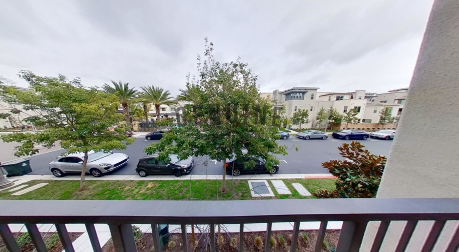 $500 off 1st Month Rent ~ 4 Bedroom Condo with Roof Top Deck in Anaheim ~ Move in Special 