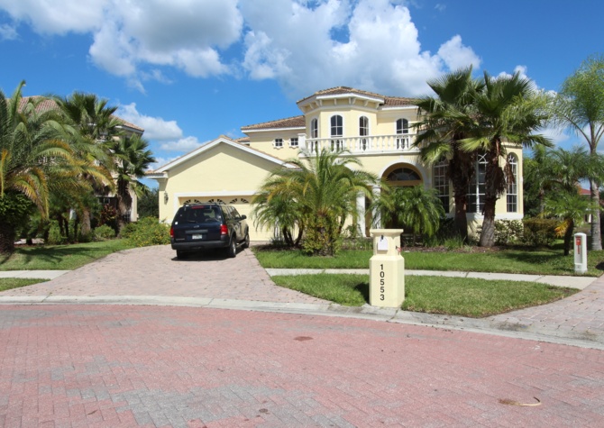 Houses Near MARVELOUS 2-Story Lakefront Family Home in New Tampa!