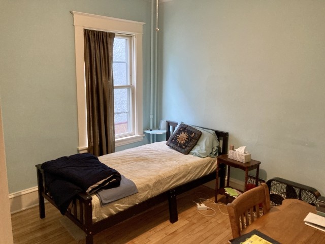 2 bedroom on Riverside Park 