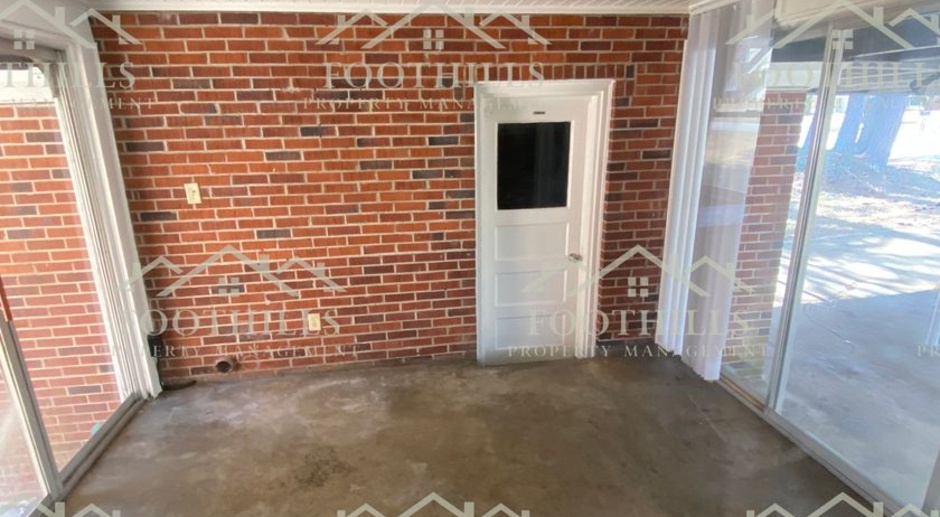 Charming 3BR/1.5BA Brick Home with Fireplace, Patio, and Pet-Friendly Amenities at 100 Clinton Dr, Anderson, SC 29621! Your Ideal Corner Lot Haven Awaits!