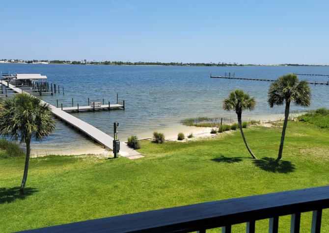 Houses Near WATERFRONT 2/2.5 Townhome, With Beach!! 