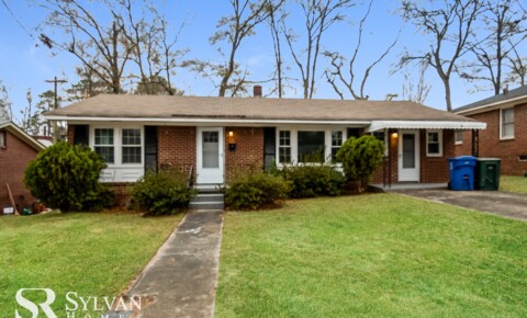 Houses Near USC Come view this adorable 3BR 2BA brick home for University of South Carolina Students in Columbia, SC