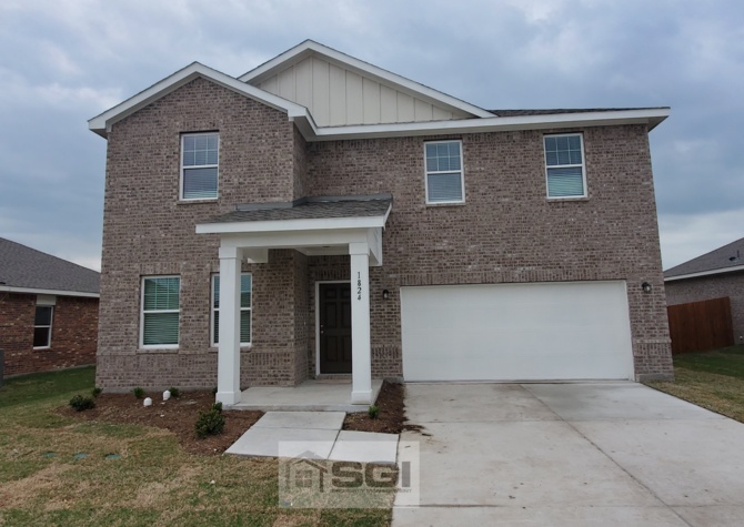 Houses Near Built in 2021, Beautiful 4 BR in Anna