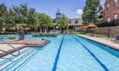 Apartments Near TCU 5270 Bryant Irvin Road for Texas Christian University Students in Fort Worth, TX