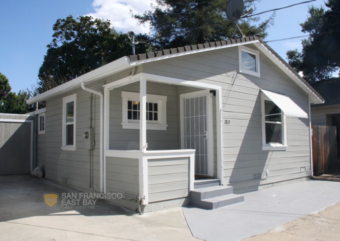 Houses Near Captivating 2 bd / 1 ba House with Garage and Backyard