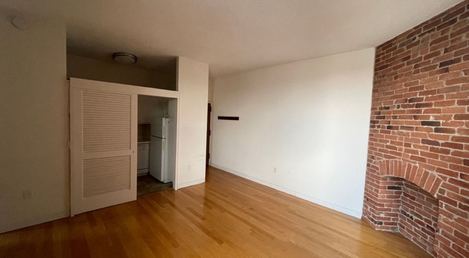 A one bedroom, one bath apartment located on the 5th floor of The Cairo in the heart of DuPont Circle.  