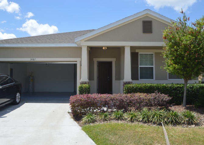 Houses Near Winter Haven  4 bedroom Community pool Upgraded  