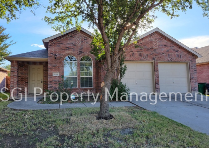 Houses Near Awesome Wide Open Floorplan with Updated Floors and Large Backyard wit