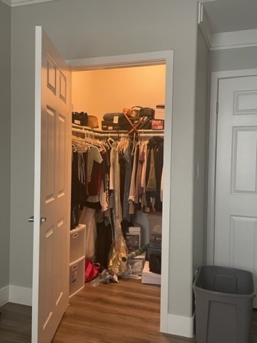 1 bedroom/1 bath/walk-in closet in PRIME Sherman Oaks Apt for Rent!